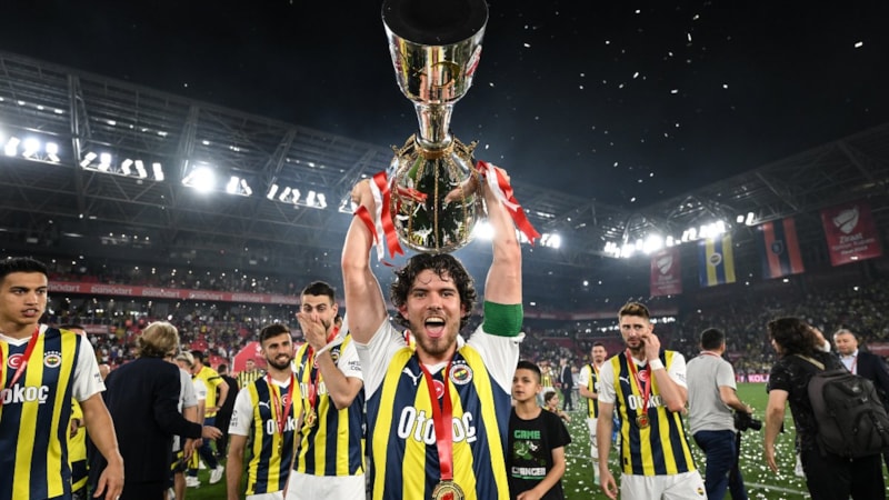 Ferdi Kadıoğlu, Napoli'yi reddetti