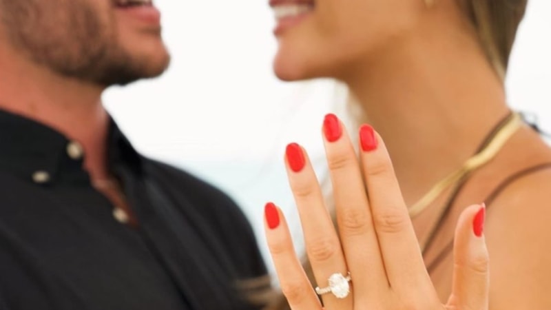 Serdar Ortaç'ın eski eşi Chloe, yeniden evleniyor!