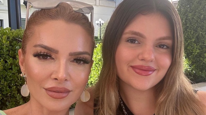 Pınar Eliçe'nin anne-kız günü