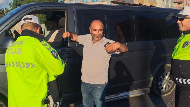 Zonguldak'ta polisler, sürücülere derin nefes aldırdı