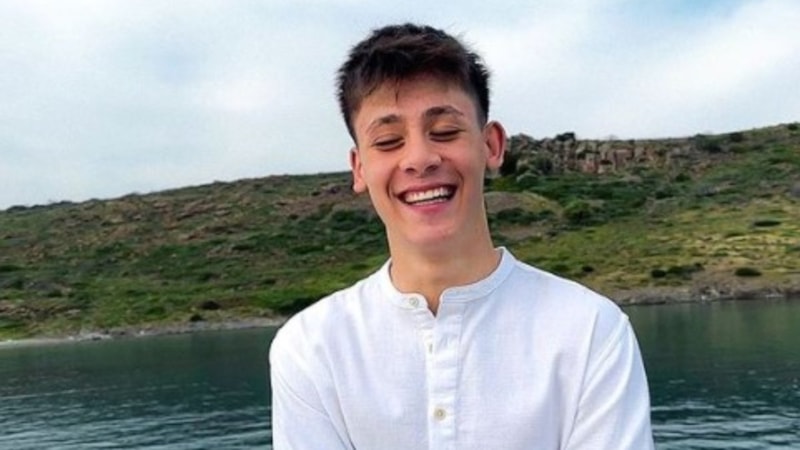 Arda Güler'den tatil pozu