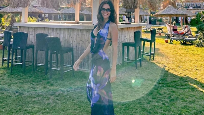 Zeynep Sever Demirel'in plaj tarzı beğenildi