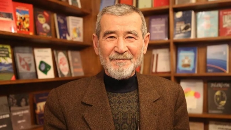 Şair Ahmet Telli'ye 10 ay hapis cezası