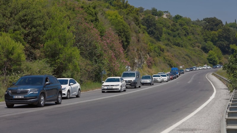 Antalya’da bayram tatili süresince 21 bin 870 bin sürücü denetlendi