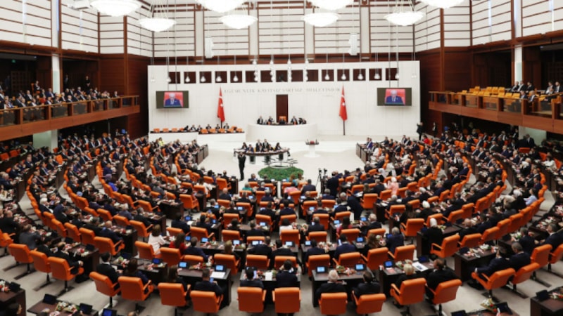 Torba yasa Meclis'e sunuldu: Teklifte yer alan düzenlemeler