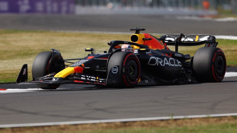 Büyük Britanya'da pole pozisyonu Max Verstappen'in