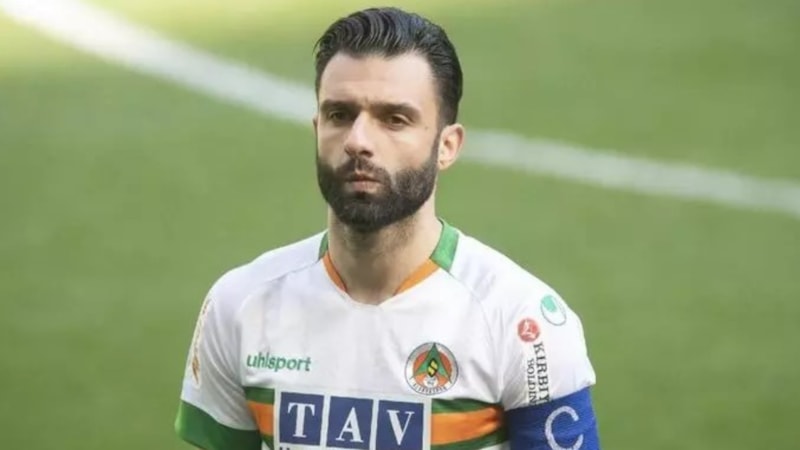 Yunan futbolcu Tzavellas Pendikspor'da