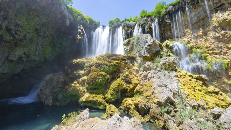 Konya'nın doğal güzelliklerinden Yerköprü Şelalesi