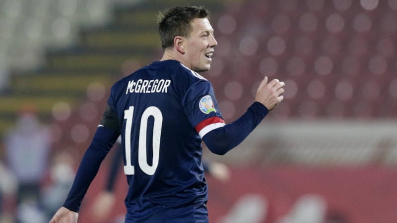 Celtic, kaptan Callum McGregor ile sözleşme yeniledi