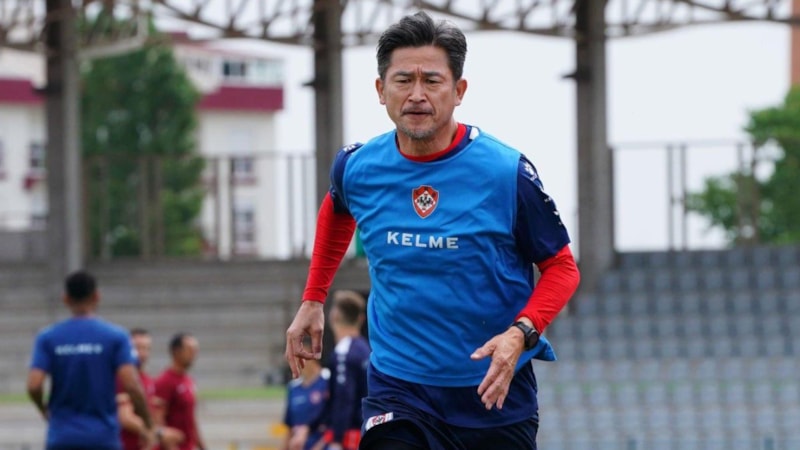 56 yaşındaki Kazuyoshi Miura, sözleşmesini uzattı