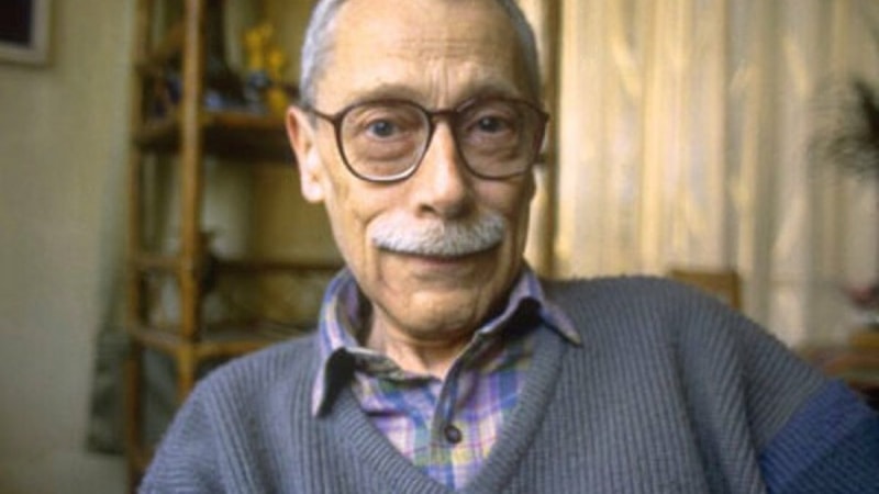 Mistik anlatımlarla okuyanın zihin dünyasını meşgul eden Bilge Karasu'nun ölüm yılı