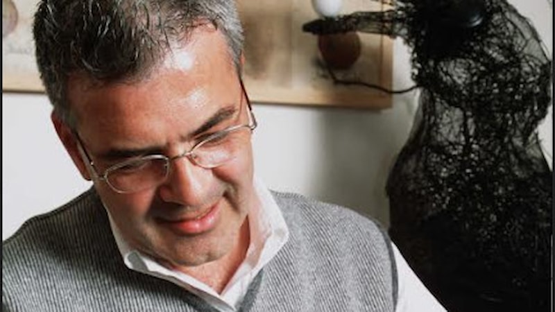 Çocuk edebiyatının usta yazarı Feridun Oral'ın kitaplarına yurt dışında büyük ilgi