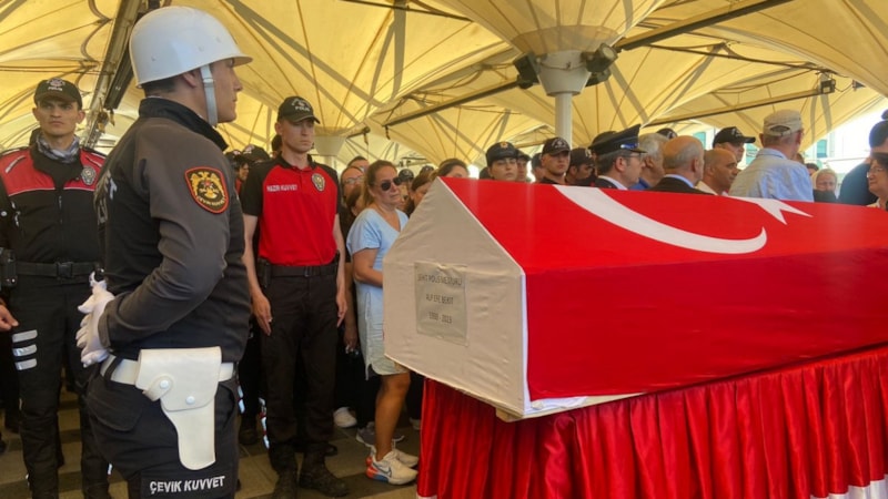 Ankara'da şehit polis Alp Efe Bekit, son yolculuğuna uğurlandı