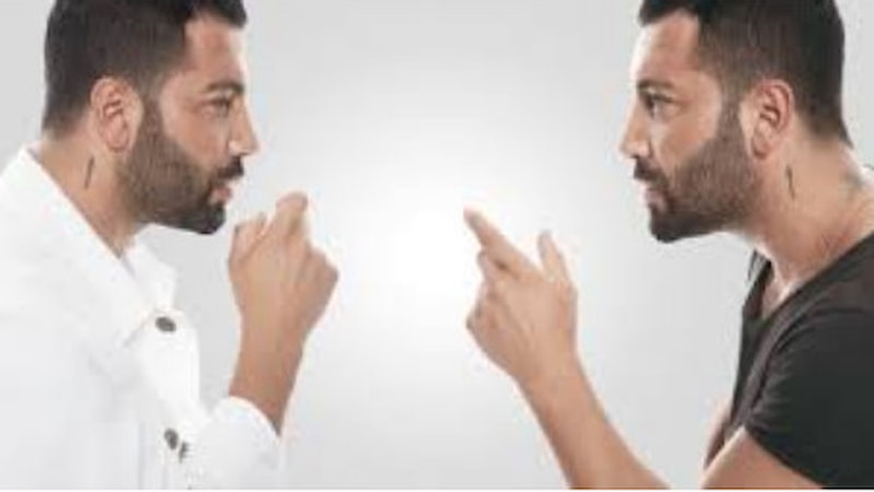 Aşkım Kapışmak'tan kişinin kendi olmasını Uslu Çocuk Olmayı Bırak kitabında anlatıyor