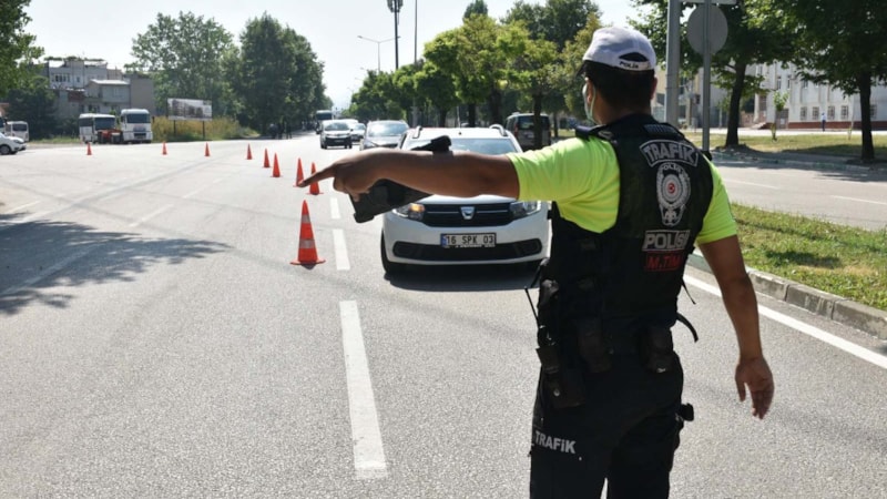 EGM paylaştı: Türkiye genelinde trafik denetimlerinde 369 araç trafikten men edildi
