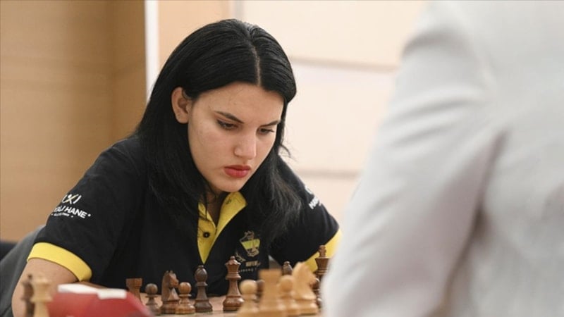 Genç Sıla'nın hayatı, satranç bursuyla değişti