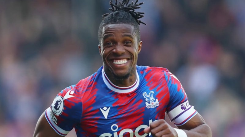 Galatasaray, Zaha transferini KAP'a duyurdu