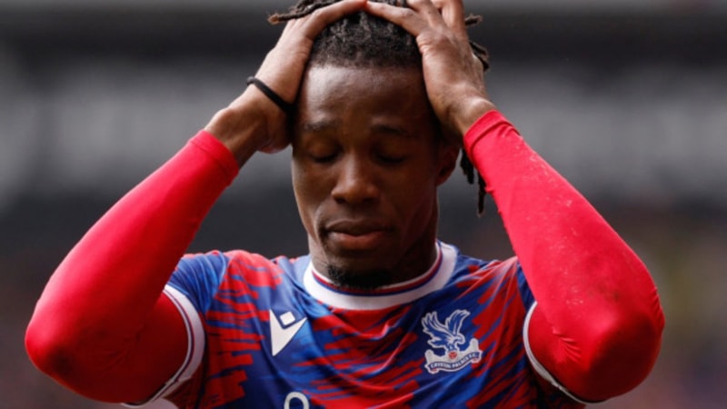 Galatasaray'dan Fenerbahçe'ye Wilfried Zaha göndermesi