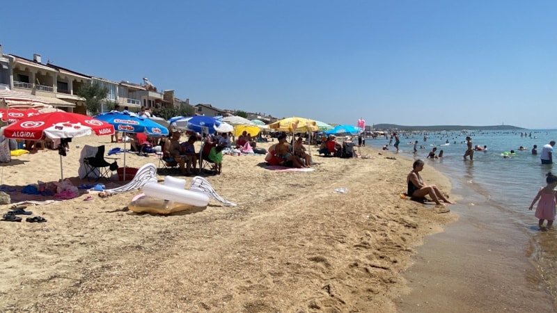 Tatilciler Saros Körfezi’ne koştu, Erikli’nin nüfusu 80 bini geçti