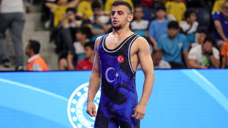 U17 Dünya Güreş Şampiyonası’nda Eyyüp Çetin finale çıktı