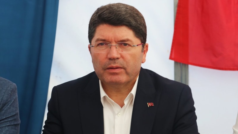 Adalet Bakanı Tunç'tan, İsveç'teki terör provokasyonlarına kınama