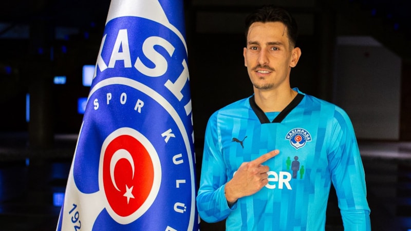 Kasımpaşa, Yunan kaleci Andreas Gianniotis'e imza attırdı