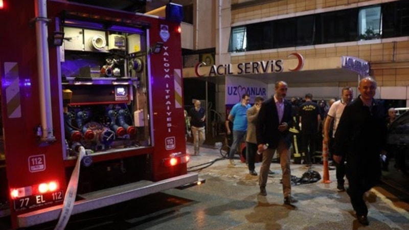 Yalova'da hastane yangını: 61 hasta tahliye edildi