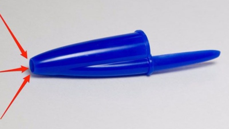 Duyunca şok olacaksınız! Tükenmez kalem kapaklarındaki delik bakın ne işe yarıyormuş..