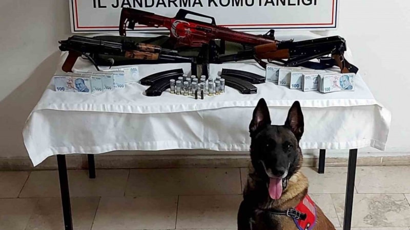 Kahramanmaraş'ta kalaşnikofları bahçesine gömen şüpheli tutuklandı