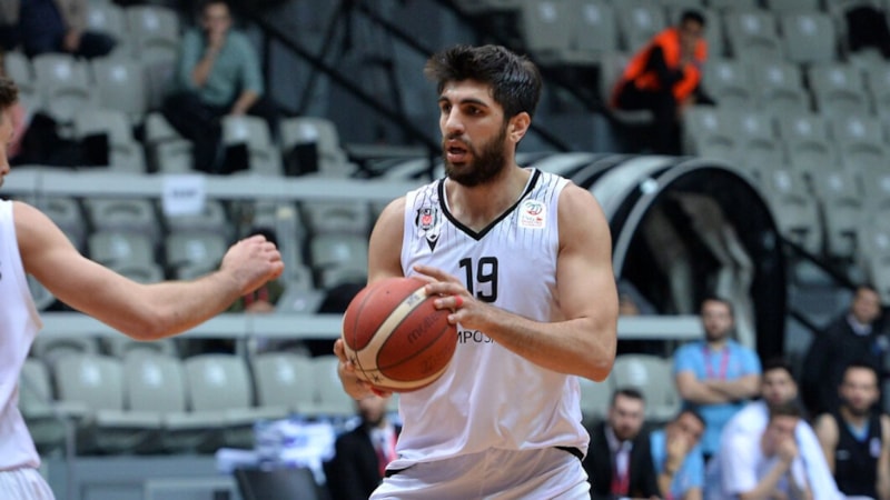 Anadolu Efes, Burak Can Yıldızlı ile sözleşme imzaladı