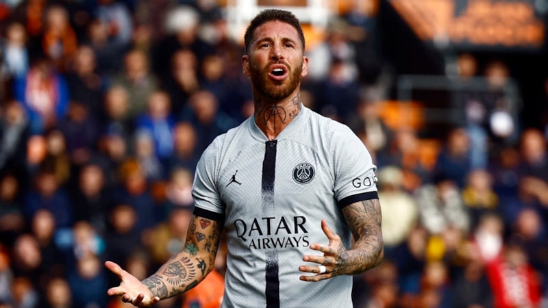 Galatasaray ve Beşiktaş, Sergio Ramos için karşı karşıya