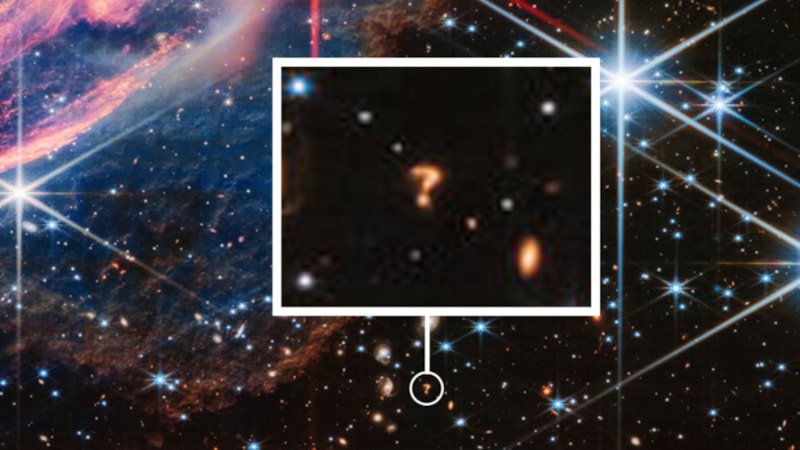 Uzaydaki 'soru işareti' kafaları karıştırdı! Bu görüntüdeki cisim aslında ne