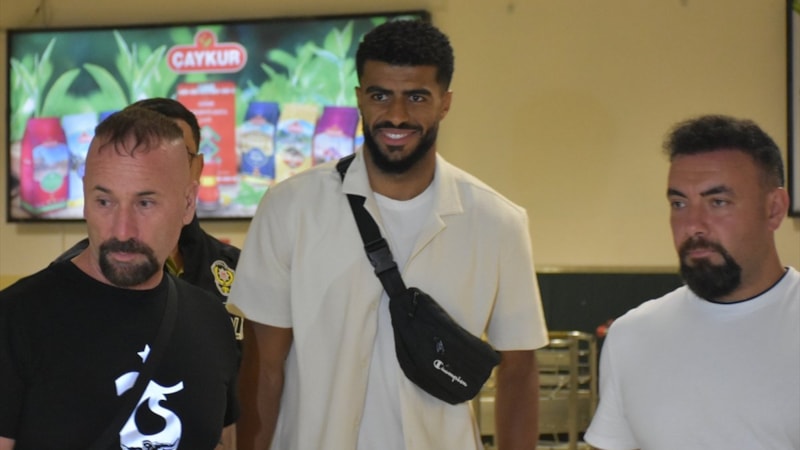 Trabzonspor, Rayyan Baniya'yı resmen açıkladı