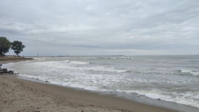 Uzmanlar uyardı: Dalganın yüksekliği 50 santimetreyi geçiyorsa denize girmeyin