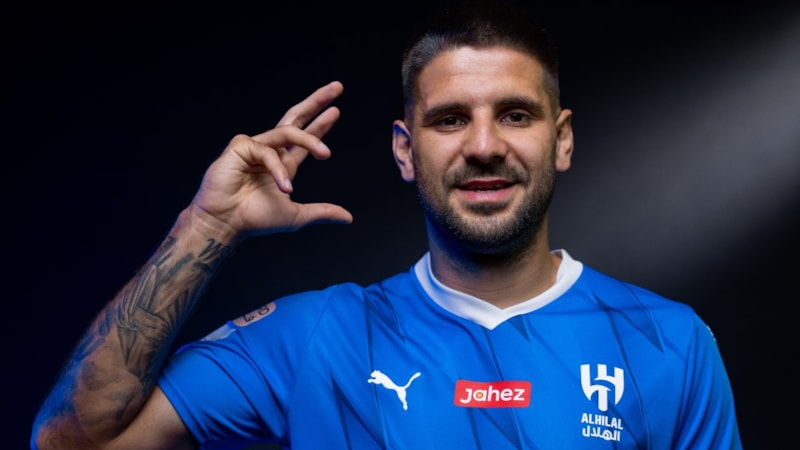 Aleksandar Mitrovic, Al Hilal'de
