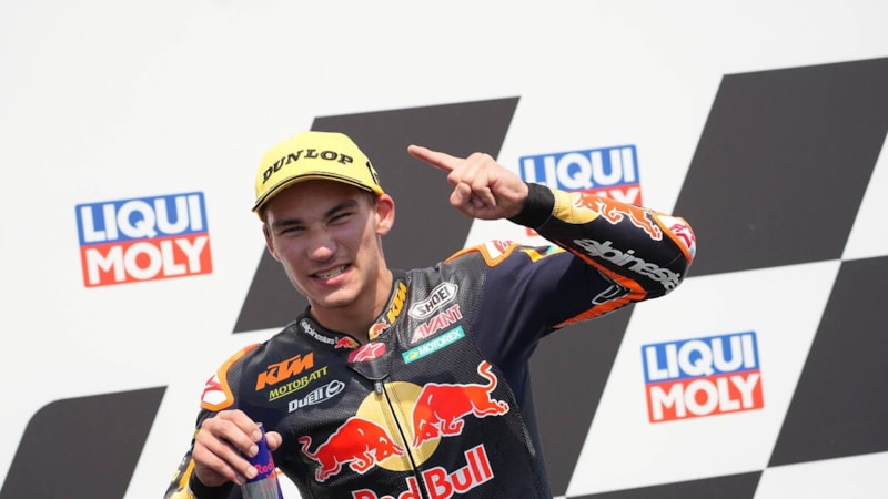 Moto3'ün Avusturya ayağında Deniz Öncü 1. oldu