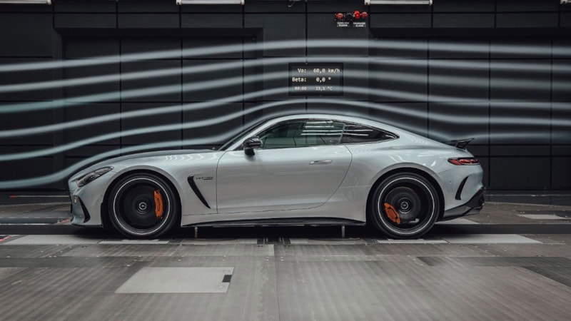 2024 model Mercedes AMG GT tanıtıldı: İşte öne çıkan özellikleri