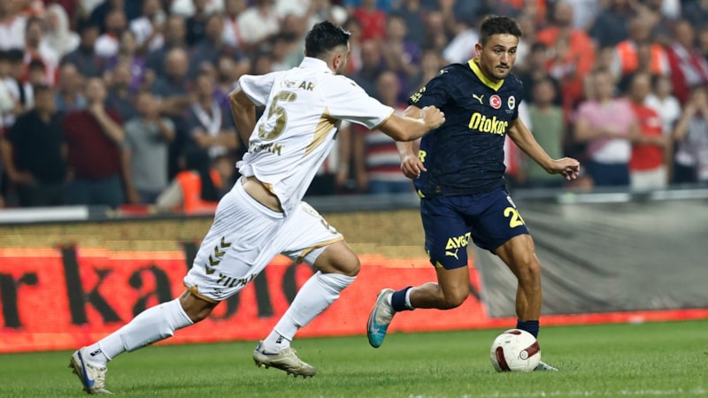 Cengiz Ünder: Dzeko ile konuşmamıza gerek yok