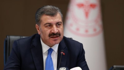 Fahrettin Koca'dan Ali Sabancı ve Vuslat Doğan Sabancı'nın sağlık durumu hakkında açıklama