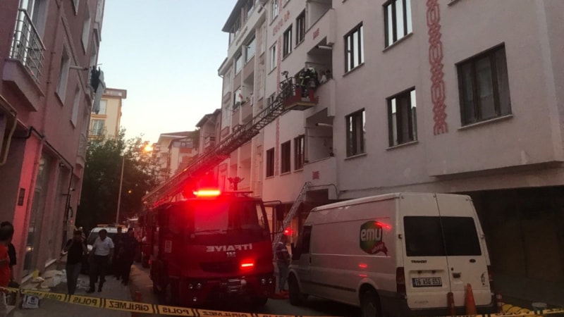 Bilecik'te elektrik panosundan çıkan yangın panik yarattı