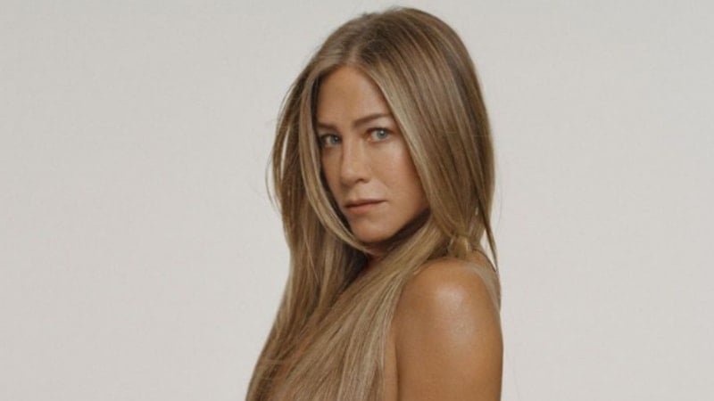 Jennifer Aniston yaşlanmamak için yüzüne o hayvanın spermini sürüyor