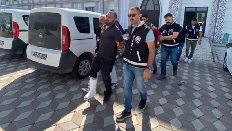 Kocaeli'de husumetliler arasında bıçaklı kavga: 1 kişi öldü