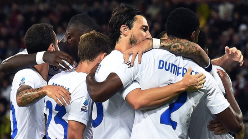 Inter, Cagliari'yi ilk yarıda bulduğu gollerle devirdi