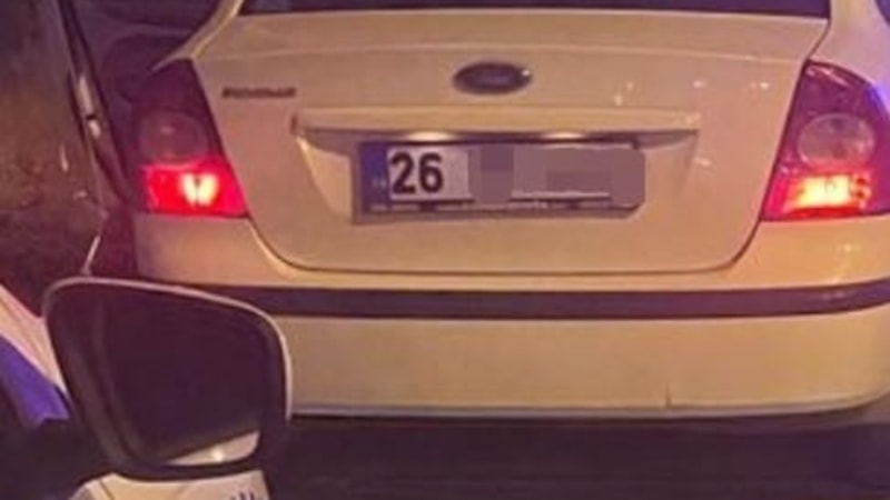 Eskişehir'de araç hırsızlığı! Kovalamaca sonrasında yakalandı