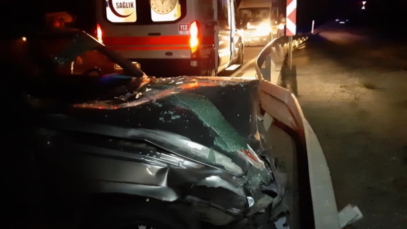 Bolu'da otomobiller çarpıştı: 2 yaralı