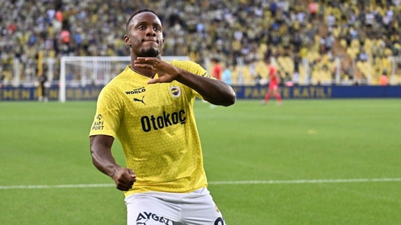 Michy Batshuayi, Fenerbahçe'de kaldı