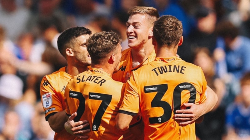 Hull City, Leicester City karşısında galip