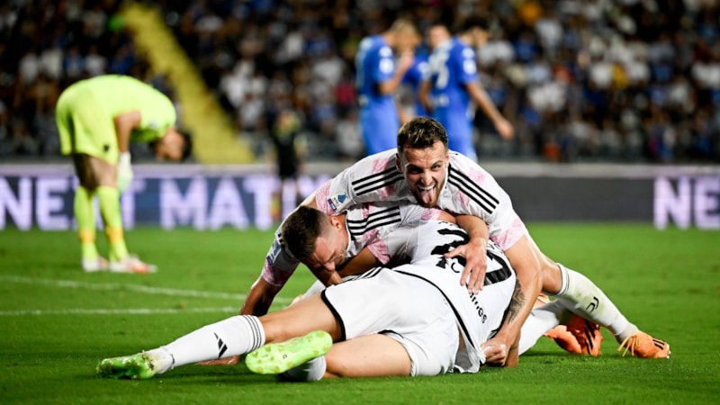 Juventus konuk olduğu Empoli'yi rahat geçti