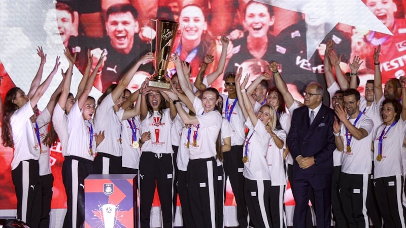 Filenin Sultanları, Olimpiyat Elemeleri için Japonya'ya gidecek