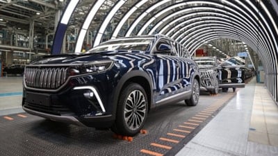 Togg'un üretim tesisindeki çalışmalar yoğun bir şekilde sürüyor